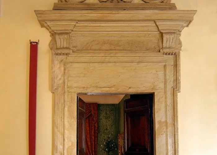 לינה וארוחת בוקר Residenza Napoleone Iii 4*